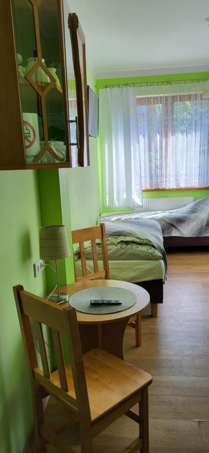 Kwatery Prywatne Beata Ujście-Darłowskie Esterno foto